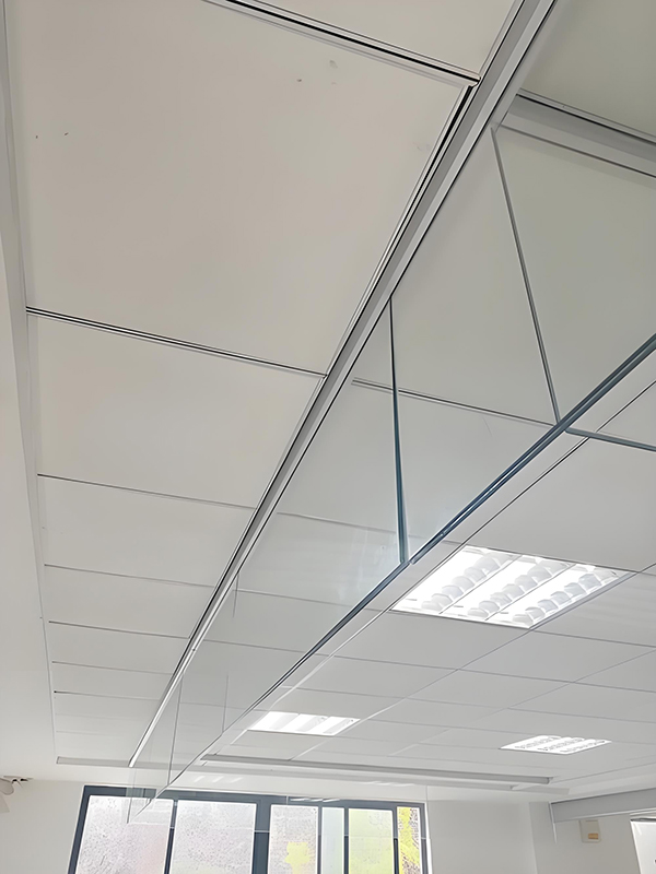 阜康玻璃阜康挡烟垂壁