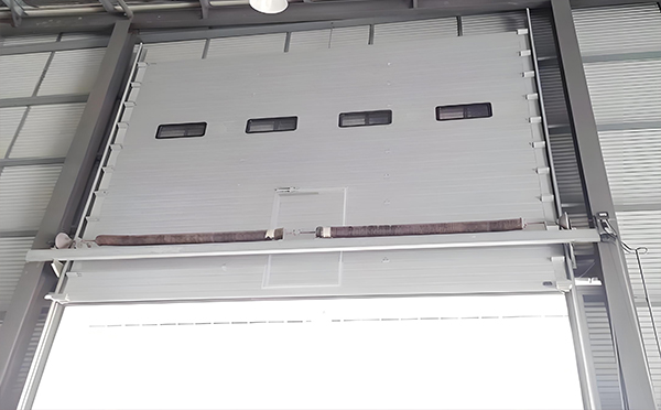 阜康工业滑升门