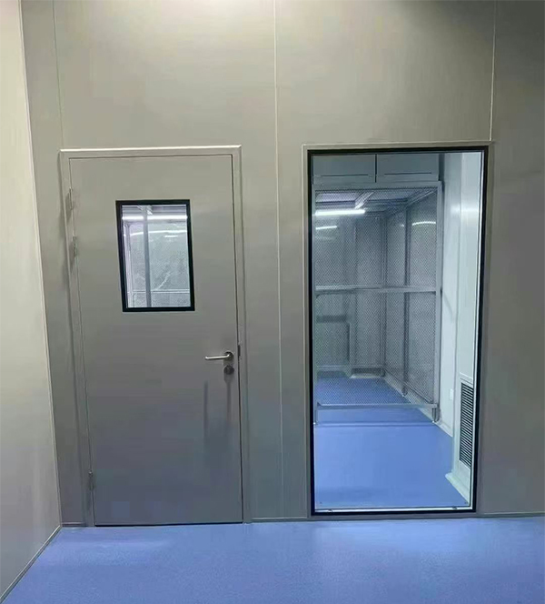 学校教学楼完成阜康防火门标准化安装 学校教学楼完成阜康防火门标准化安装