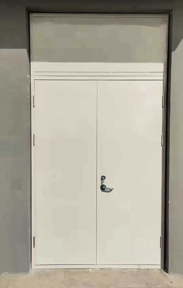 展览馆项目完成大跨度阜康防火门安装